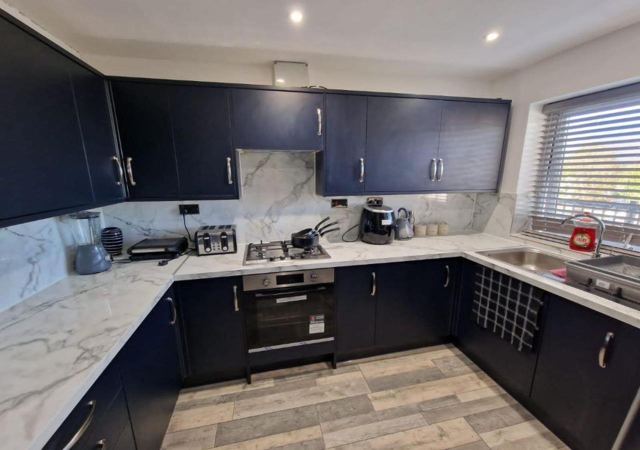 Private Room In London Enfield With Parking Εξωτερικό φωτογραφία
