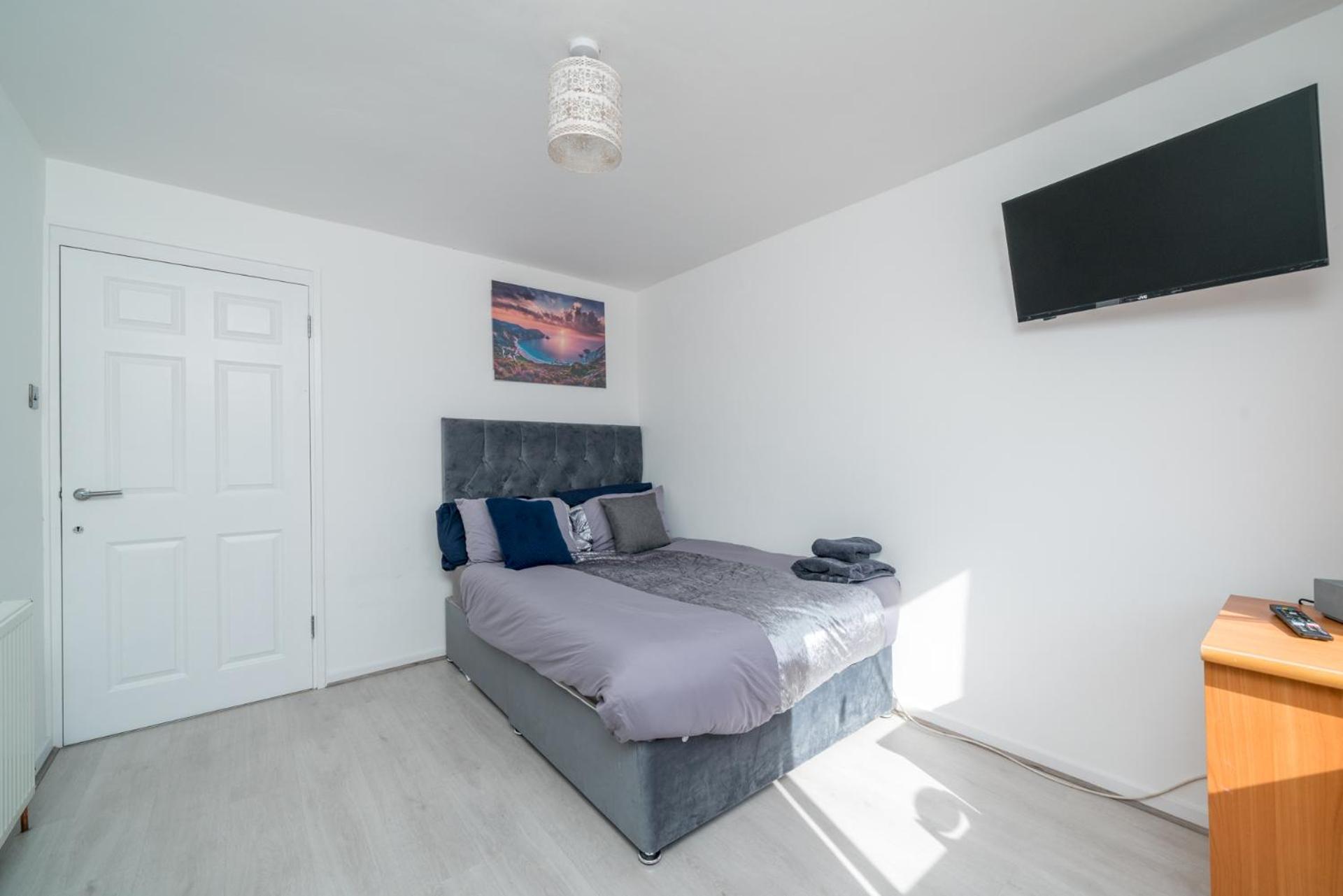 Private Room In London Enfield With Parking Εξωτερικό φωτογραφία